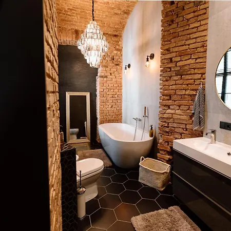 Black Princess Apartment *